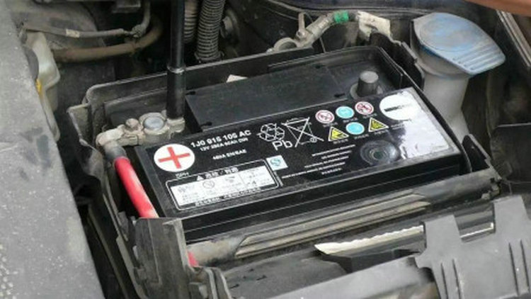 汽車新換的電瓶電量是滿的嗎
