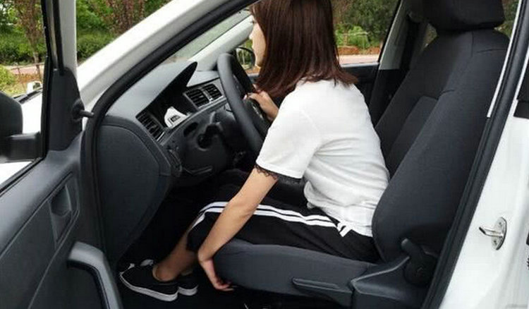 科目二上車前需要環繞車一周嗎