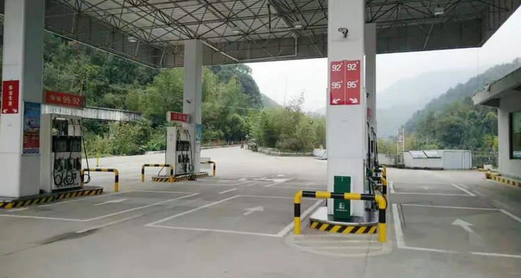車(chē)放加油站一晚可以嗎