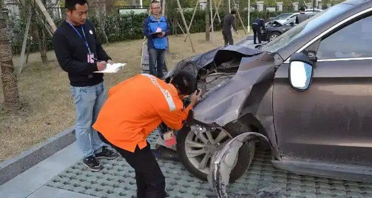 出車禍了對(duì)方全責(zé)怎么辦
