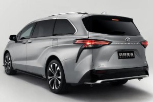 格瑞維亞和艾力紳哪個(gè)好 格瑞維亞馬力大(車身長達(dá)5.1米)