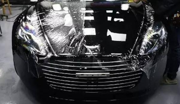 汽車隱形車衣大概多少錢，材質(zhì)好的價(jià)格貴（TPU材料優(yōu)勢多）
