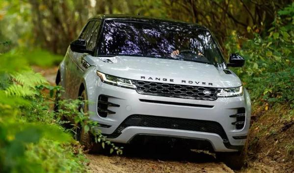 路虎攬勝極光新車型，超強(qiáng)動(dòng)力帶你飛（野性就是資本）