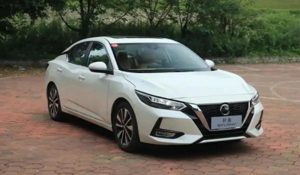 日產(chǎn)軒逸二手車價(jià)格 市場(chǎng)成交價(jià)3萬(wàn)起（前三年保值率64%）