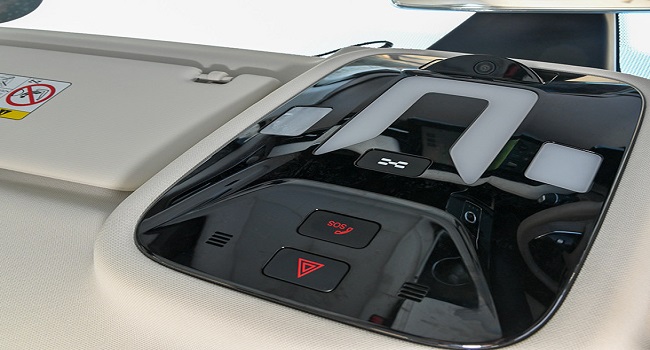 愛馳u5純電動汽車充電口怎么打開，用應急解鎖不用慌