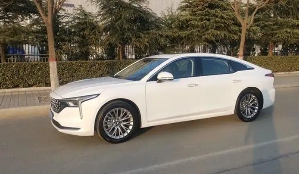 奔騰b70油耗多少真實油耗，2.0T車型最高油耗實測10L