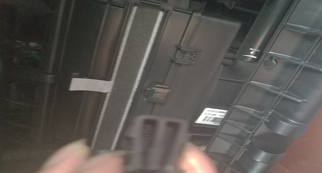 寶駿510空調(diào)濾芯怎么換圖解，學(xué)會了自己換能省錢