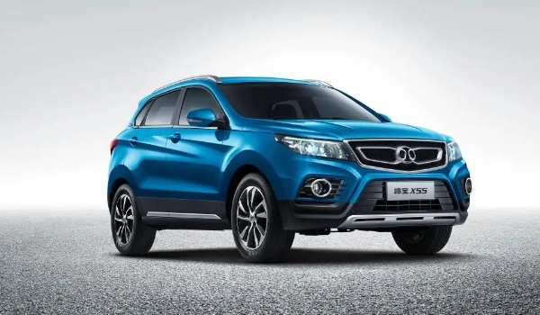 北汽x55報(bào)價(jià)及圖片，16款二手車(chē)報(bào)價(jià)2萬(wàn)起（市場(chǎng)早已停售）