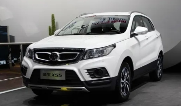北汽x55報(bào)價(jià)及圖片，16款二手車(chē)報(bào)價(jià)2萬(wàn)起（市場(chǎng)早已停售）
