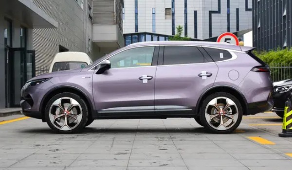 denza汽車什么牌子 騰勢(shì)汽車(騰勢(shì)x混動(dòng)售價(jià)28萬)