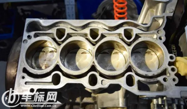 日產逍客發動機是幾缸的車 2.0L四缸發動機(最大馬力151匹)