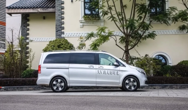 奔馳邁巴赫商務車mpv價格 奔馳邁巴赫沒有商務車（奔馳品牌有4款MPV）
