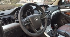3萬一4萬新車皮卡柴油，收納空間比較大，馬力夠強
