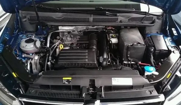 大眾途安l車怎么樣值得買嗎 油耗實(shí)測(cè)8.2L(輸出馬力可達(dá)150匹)