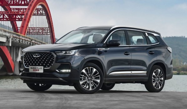 捷途x90plus和瑞虎8plus哪個(gè)好 x90plus車(chē)長(zhǎng)4.8米(價(jià)格便宜)