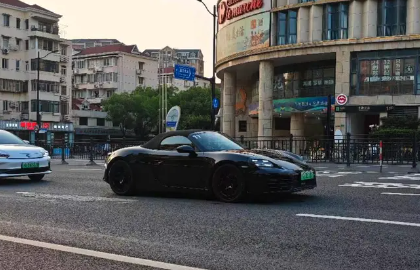 定價多少你會買！純電保時捷718亮相國內：已上正式牌照