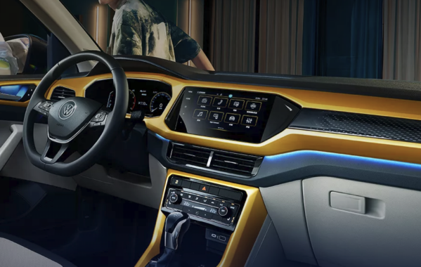 上汽大眾途鎧300TSI上市 動力升級售價14.99萬元起