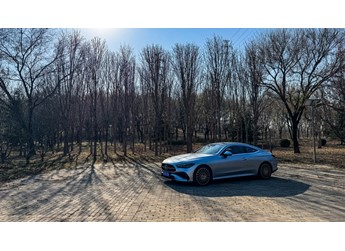 將優(yōu)雅進(jìn)行到底 奔馳 CLE300 4MATIC轎跑車