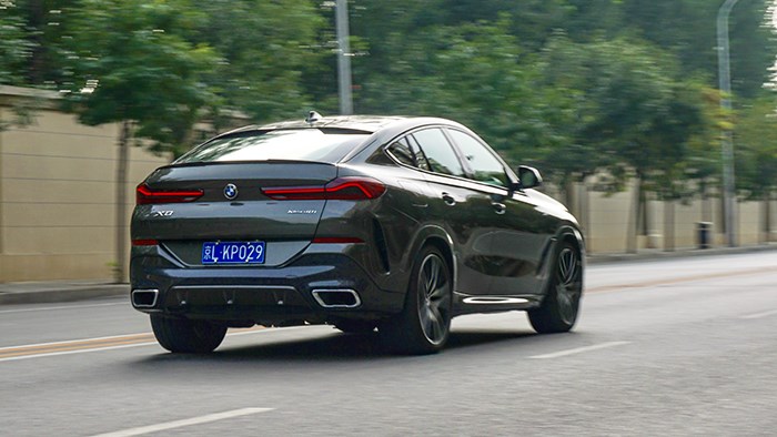 全副武裝的德系戰艦 BMW全新X6評測 