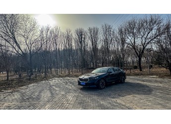 最均衡的選擇  試駕寶馬530Li 尊享型 M運動套裝 封面圖