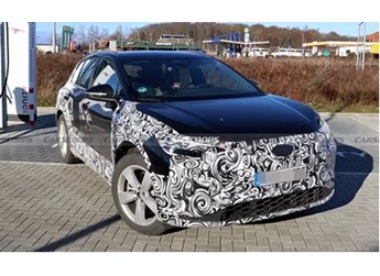 新款奧迪Q4 e-tron內飾曝光：全新座艙首次諜照流出 或明年正式首發 封面圖