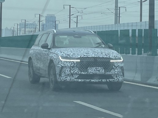 外觀大變樣!全新林肯航海家路試車曝光 采用全新設計語言