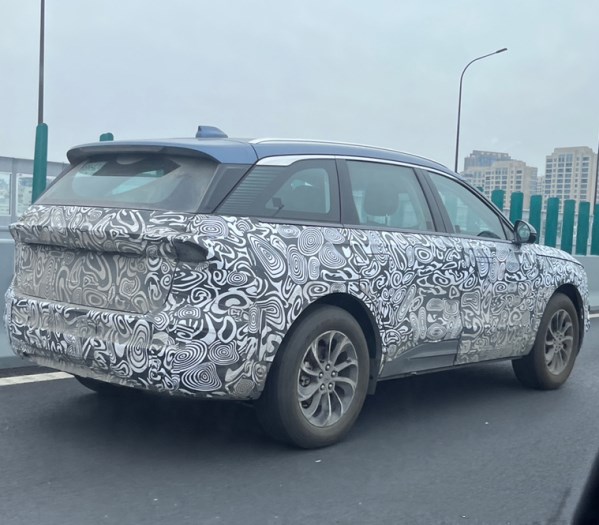外觀大變樣!全新林肯航海家路試車曝光 采用全新設計語言