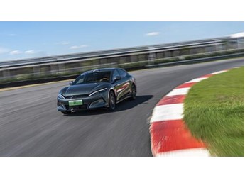 比亞迪全民賽車(chē)場(chǎng)對(duì)外價(jià)格公布：60分鐘599元起 可坐仰望U9飆圈 封面圖