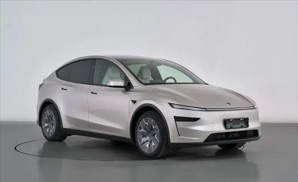特斯拉Model Y L配置曝光！二排獨(dú)立座椅可放平 支持前后移動(dòng)