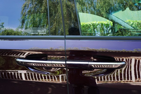 全方位提升 萬車網試駕別克GL8 Avenir